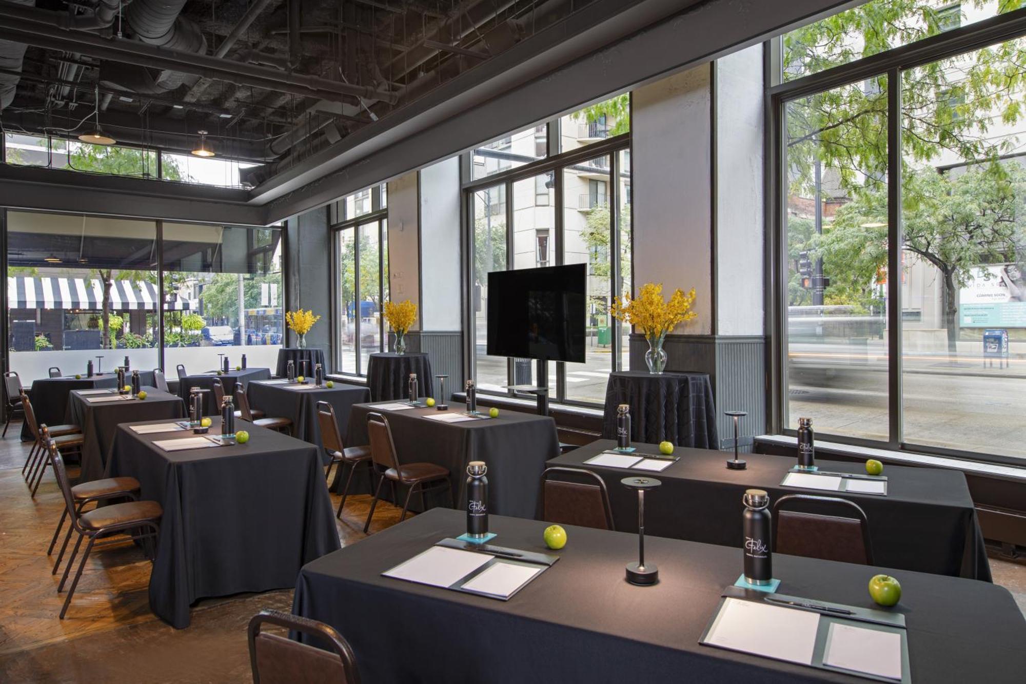 Hotel Felix Chicago Ngoại thất bức ảnh